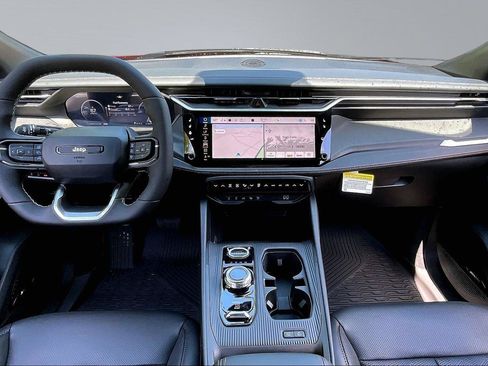 New 2026 Jeep Cherokee Overland w/ Trailer Tow Group AWD/4WD image 6