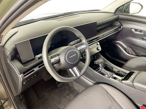 Used 2025 Hyundai Tucson SEL AWD/4WD image 22