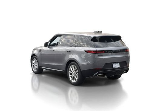 Used 2025 Land Rover Range Rover Sport SE image 6