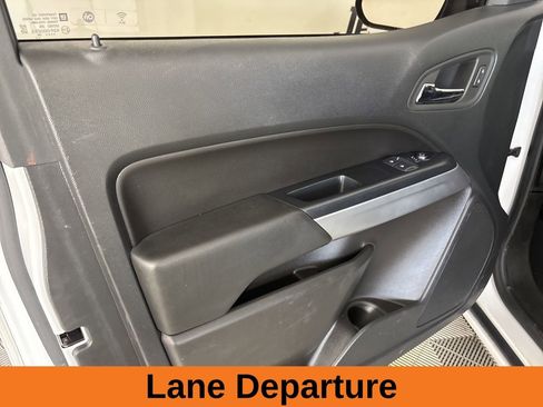 Used 2022 Chevrolet Colorado LT w/ Fleet Safety Package image 8