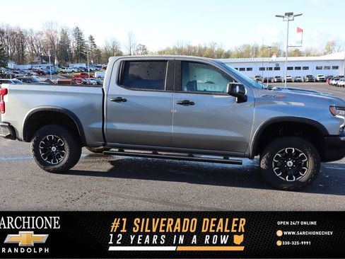 Used 2023 Chevrolet Silverado 1500 ZR2 w/ Technology Package image 1