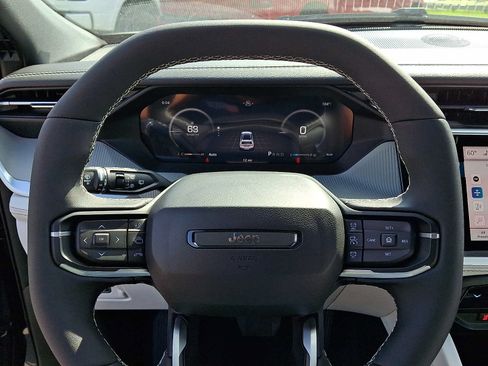 New 2026 Jeep Cherokee Limited AWD/4WD image 13