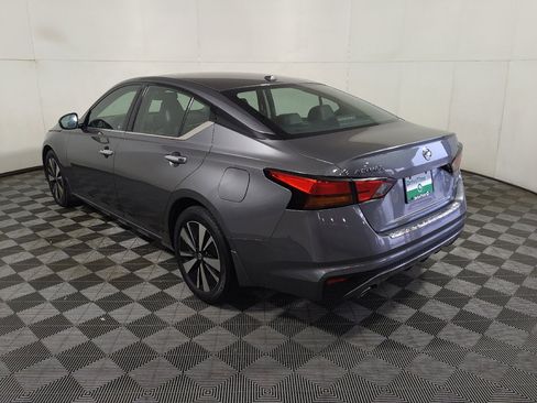 Used 2019 Nissan Altima 2.5 SL AWD/4WD image 3