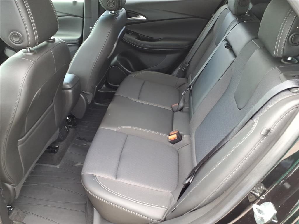 Used 2023 Buick Encore GX Select w/ Experience Buick Package FWD image 12