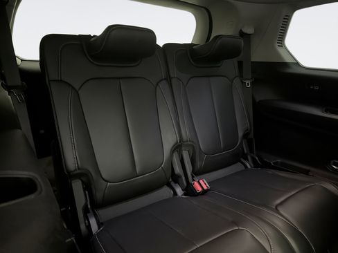 Used 2021 Jeep Grand Cherokee L Limited image 22