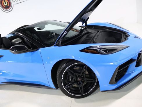 Used 2023 Chevrolet Corvette Stingray Preferred Conv w/ Battery Protection Package RWD image 74