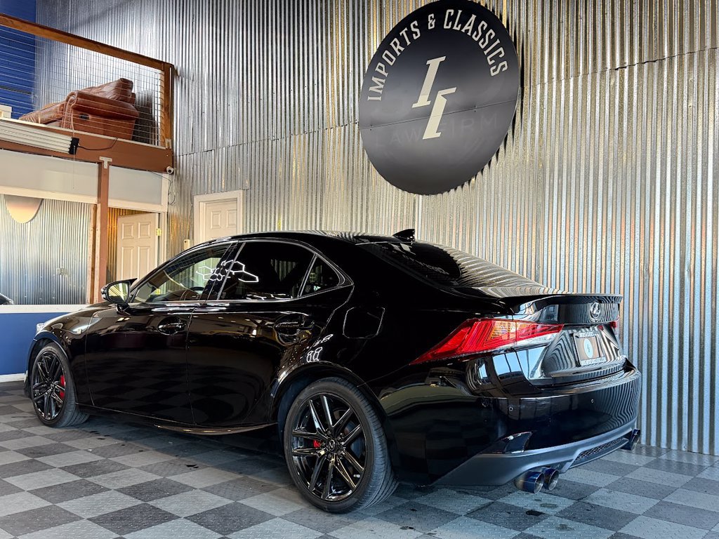 Used 2019 Lexus IS 300 AWD image 4