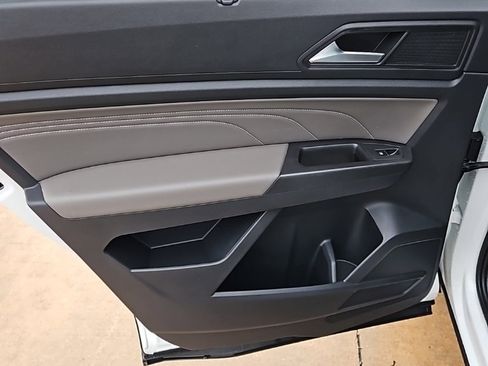 Used 2022 Volkswagen Atlas SE image 20