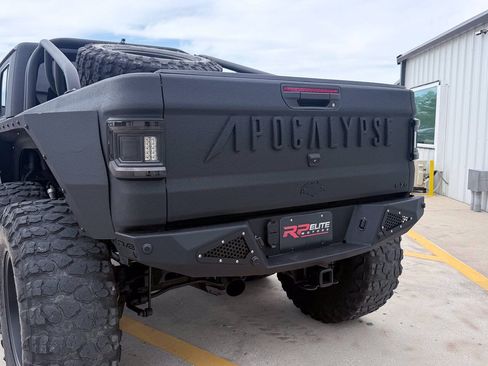 Used 2021 Jeep Gladiator Sport AWD/4WD image 18