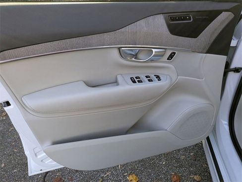 Certified 2023 Volvo XC90 B6 Plus w/ Protection Package Premier image 24