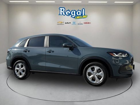Used 2025 Honda HR-V LX image 1