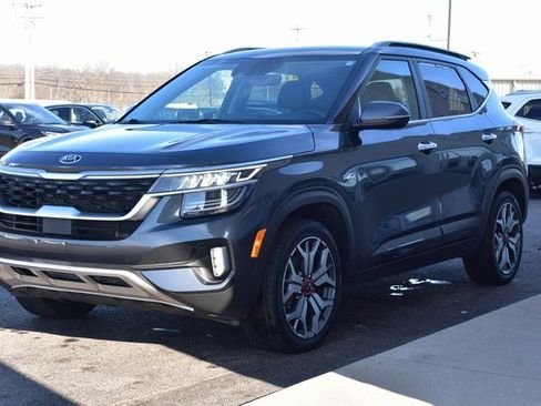 Used 2021 Kia Seltos SX w/ SX Sunroof Package image 9