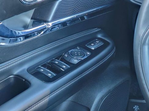 Used 2023 Lincoln Corsair Reserve w/ Equipment Group 201A image 27