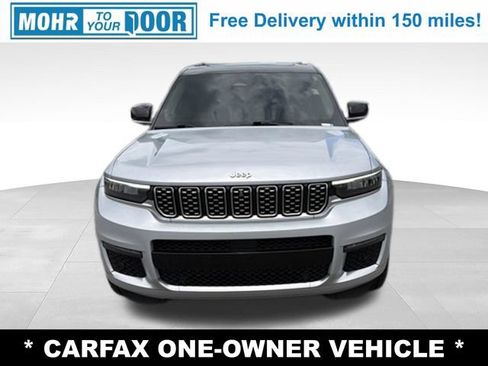 Used 2021 Jeep Grand Cherokee L Summit w/ Luxury Tech Group V AWD/4WD image 9