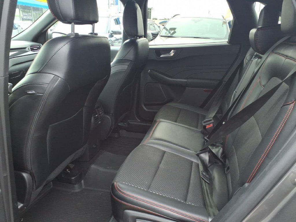 Certified 2024 Ford Escape ST-Line w/ Tech Pack #1 FWD image 11
