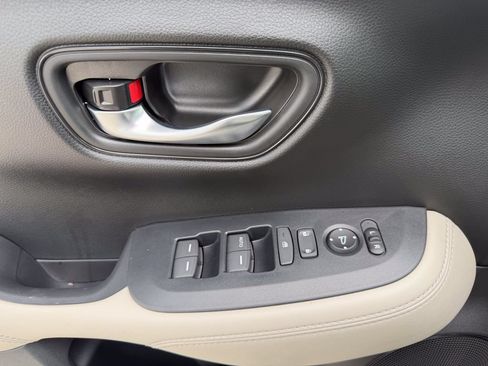 New 2027 Honda HR-V LX image 16