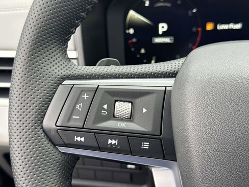 New 2025 Mitsubishi Outlander SE image 20