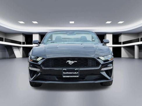 Used 2023 Ford Mustang Premium RWD image 9