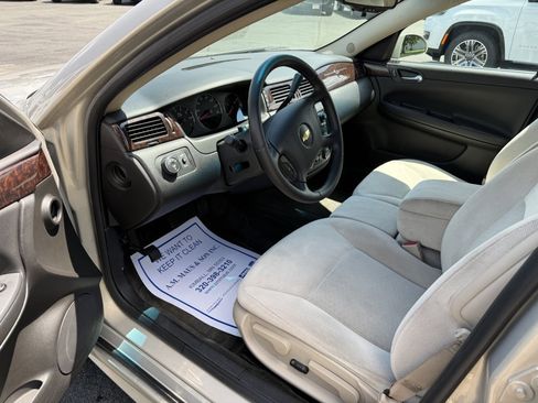 Used 2012 Chevrolet Impala LT FWD image 9