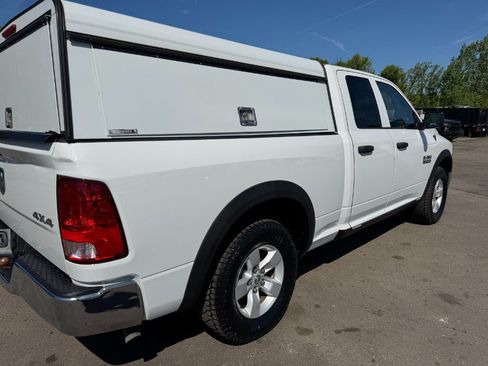 Used 2018 RAM 1500 Express AWD/4WD image 11