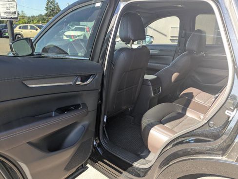 Used 2025 MAZDA CX-5 Signature AWD/4WD image 12