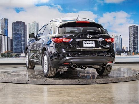 Used 2011 INFINITI FX35 Base w/ Premium Pkg image 9