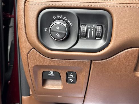 Used 2020 RAM 1500 Limited AWD/4WD image 59