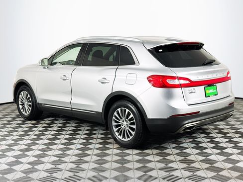 Used 2017 Lincoln MKX Select w/ Select Plus Package FWD image 6