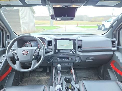 Used 2023 Nissan Frontier PRO-4X w/ Pro-4X Premium Package image 12