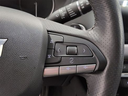 Used 2022 Cadillac XT4 Sport w/ Cold Weather Package image 25