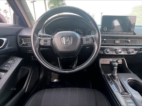 Used 2022 Honda Civic EX image 6