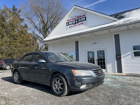 Used 2010 Hyundai Sonata GLS image 1