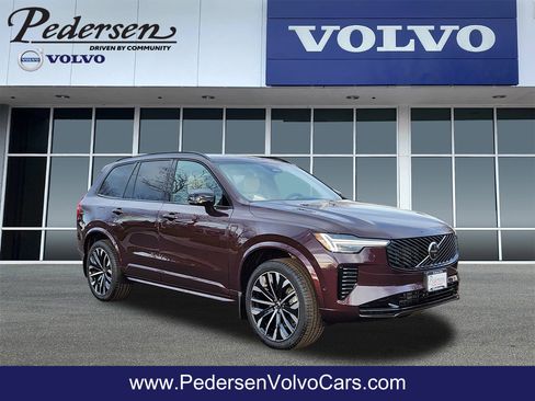New 2026 Volvo XC90 B6 Ultra w/ Lounge Package image 1
