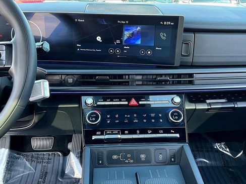 Used 2025 Hyundai Santa Fe Calligraphy image 31