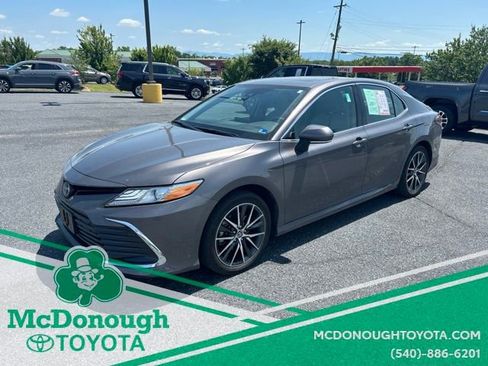 Certified 2022 Toyota Camry XLE w/ Cold Weather Package FWD image 1