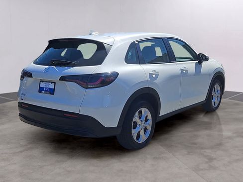 Used 2024 Honda HR-V LX image 4