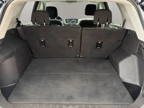 Used 2018 GMC Terrain SLE FWD image 2