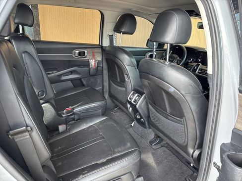 Certified 2023 Kia Sorento X-Line EX image 21
