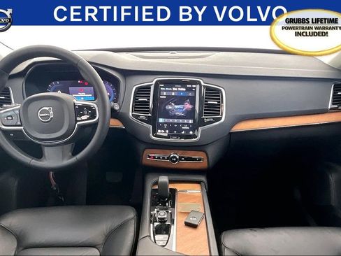 Used 2023 Volvo XC90 B6 Plus image 21