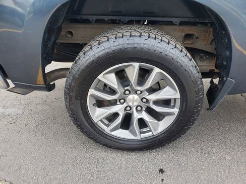 Certified 2022 Chevrolet Silverado 1500 LT image 9