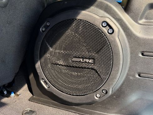 Used 2022 Jeep Wrangler Sport S image 18