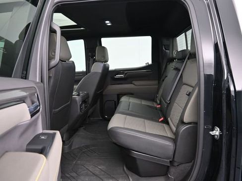 Used 2024 Chevrolet Silverado 1500 ZR2 image 29