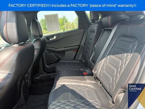 Used 2023 Ford Escape ST-Line Elite w/ Premium Technology Package AWD/4WD image 18