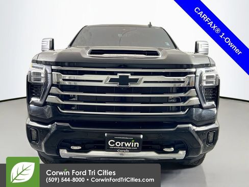 Used 2024 Chevrolet Silverado 2500 High Country w/ High Country Premium Package AWD/4WD image 4