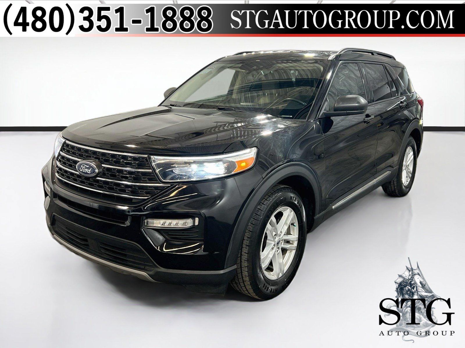 Used 2024 Ford Explorer XLT w/ Equipment Group 202A RWD image 1