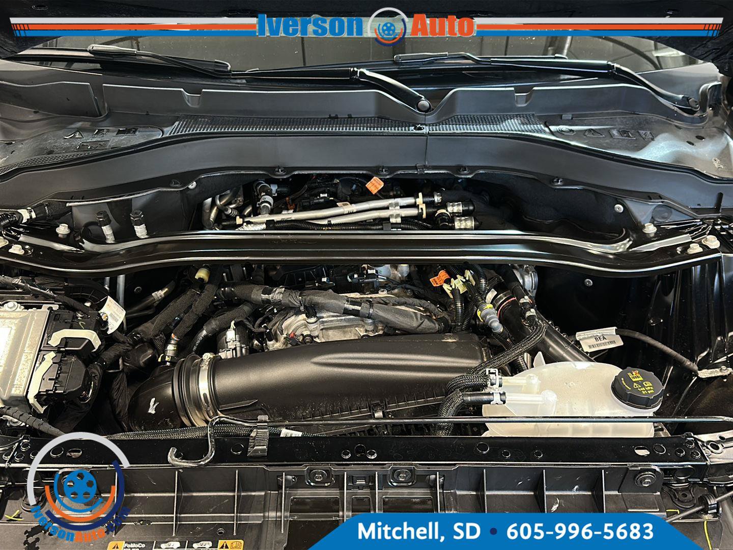 Used 2025 Ford Explorer ST-Line AWD/4WD image 10