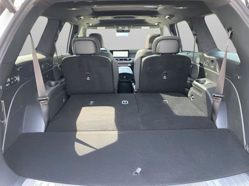 Certified 2026 Hyundai Palisade Calligraphy FWD image 28