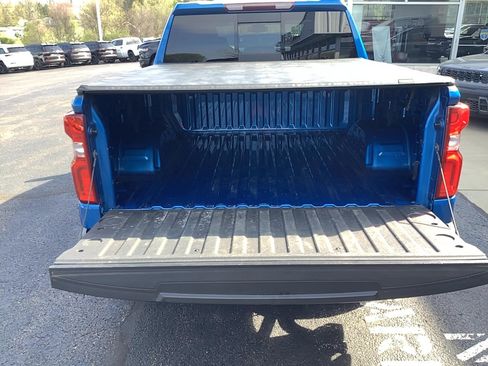 Used 2023 Chevrolet Silverado 1500 RST w/ Convenience Package II AWD/4WD image 5