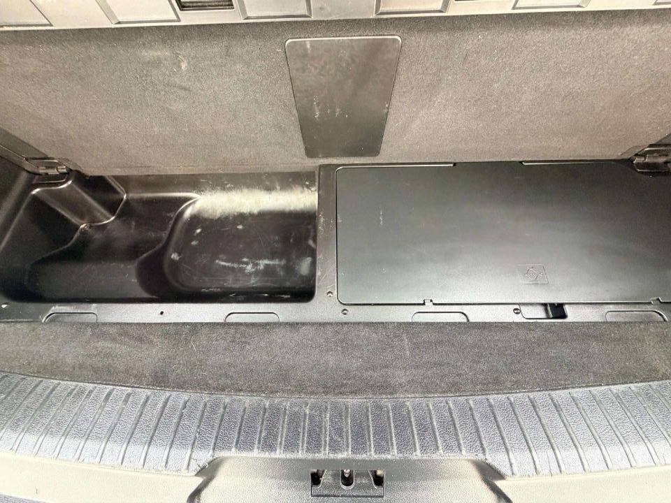 Used 2018 Ford Expedition Limited w/ Equipment Group 301A AWD/4WD image 6