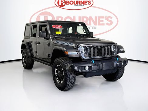 Used 2025 Jeep Wrangler Unlimited Rubicon 4xe w/ Convenience Group AWD/4WD image 1